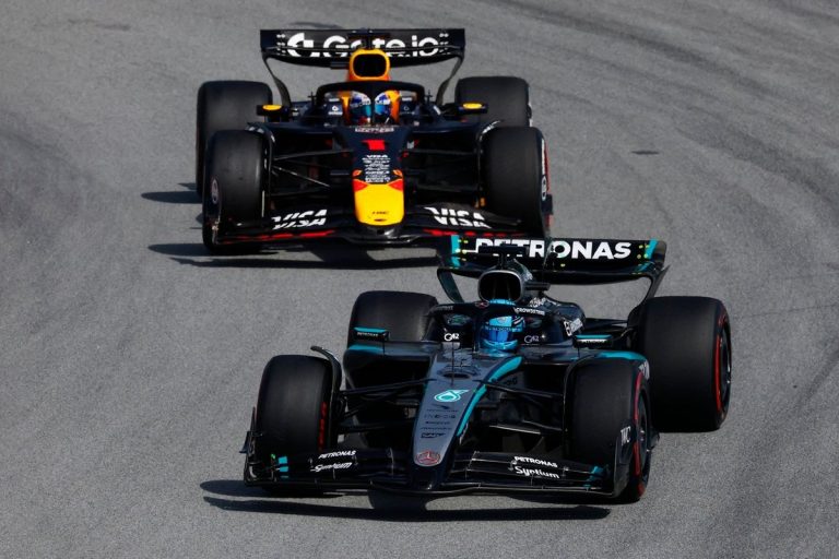 ‘Mercedes’ nākamajā F1 sezonā būs pārspēks, uzskata Verstapens