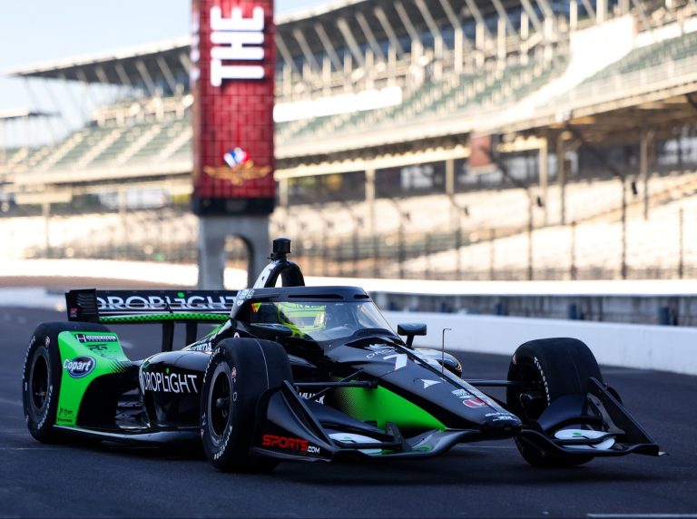 Miks Šūmahers pēc veiktajiem testiem gatavs uzsākt ‘IndyCar’ karjeru