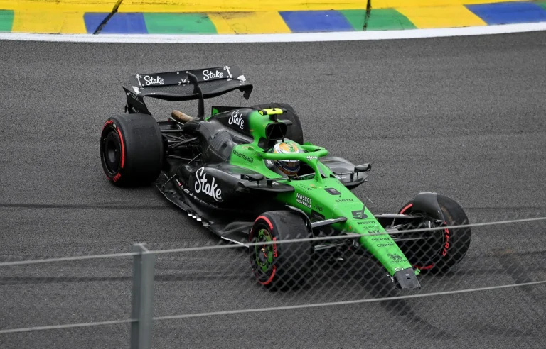 Kolapinto: “Strols iedzina Bortoleto sienā – viņš vienmēr tā dara”