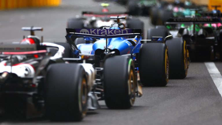 Lems par divu obligātu pitstopu ieviešanu F1 sacīkstēs