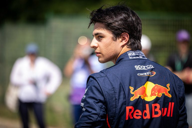 ‘Red Bull’ no savas junioru programmas atstādina spāņu jauno talantu