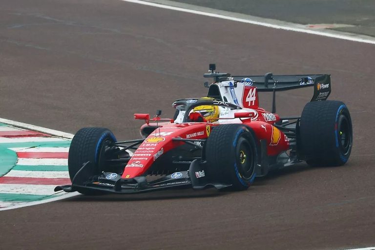 Hamiltons un Leklērs Fiorāno trasē izmēģina jauno ‘Ferrari’