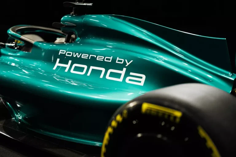 ‘Honda’ Tokijā prezentē jauno F1 dzinēju un logotipu