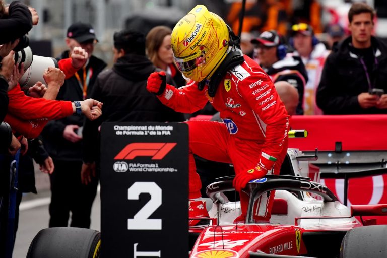 Hamiltons izcīna augstāko rezultātu kopš pievienošanās ‘Ferrari’