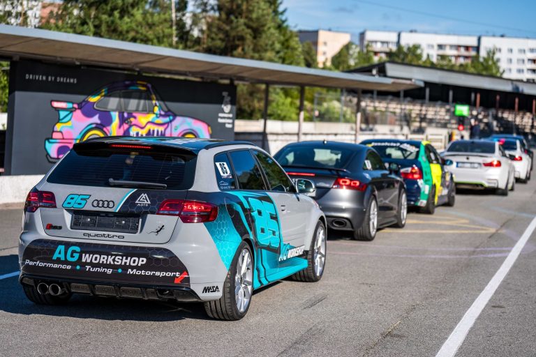‘MANO Superlaps’ sezonas atklāšanā jauns rekords un debitantu uzvaras