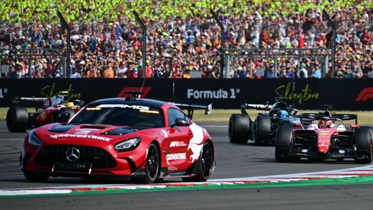 FIA skaidro haosu Lielbritānijas GP finišā