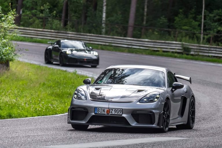 ‘MANO Superlaps’ trešajā posmā ātrākajās klasēs triumfē Gorņevs, Mičulis un Spīķis