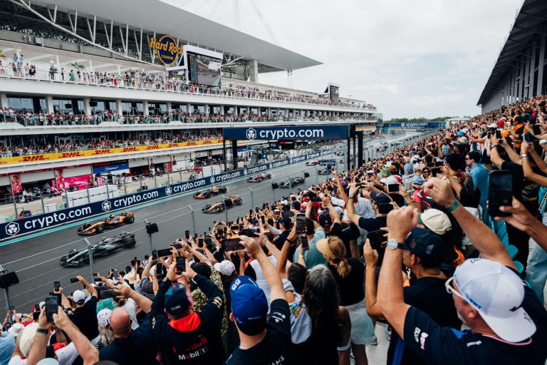 F1 vadība vēlas pārsniegt 1 miljarda fanu auditoriju