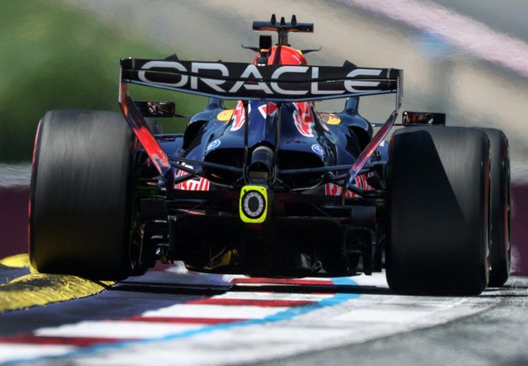 Ja ne noteikumu maiņa, F1 čempionātā būtu palikuši vien divi dzinēju ražotāji