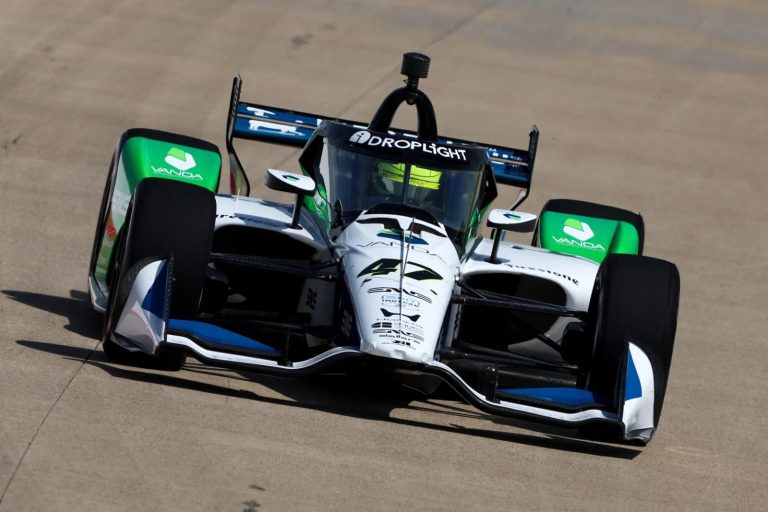 Miks Šūmahers izlēmis palikt ‘IndyCar’ čempionātā